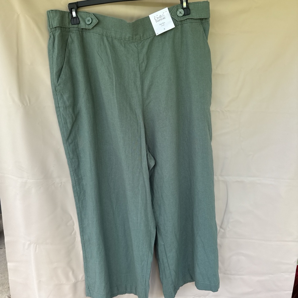 Wide-Leg Green Women's Pants
